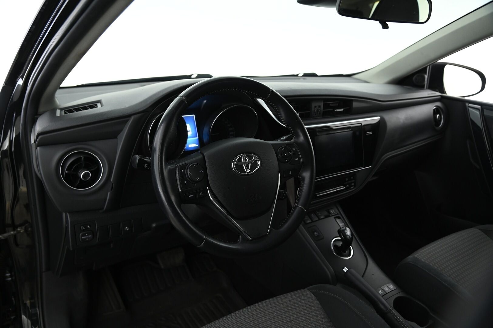 Toyota Auris 2019 Touring Sports 1,8 Hybrid Active Edition  **Peruutuskamera / Vakkari / Navi** - Taloudellinen ja luotettava farkku