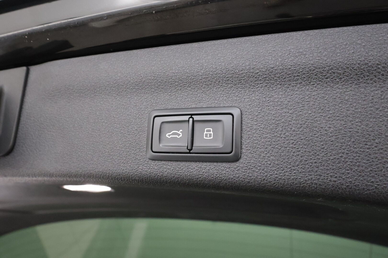 Audi A6 2019 Avant Business Sport 40 TDI MHEV quattro S tronic * Vakkari / Koukku / Webasto / Kaistavahti / Navi / LED / Keyless * - Suomi-auto / Kahdet renkaat aluvanteilla - HULLUT AVAJAISHULINAT KORKOTARJOUS 3,29 %