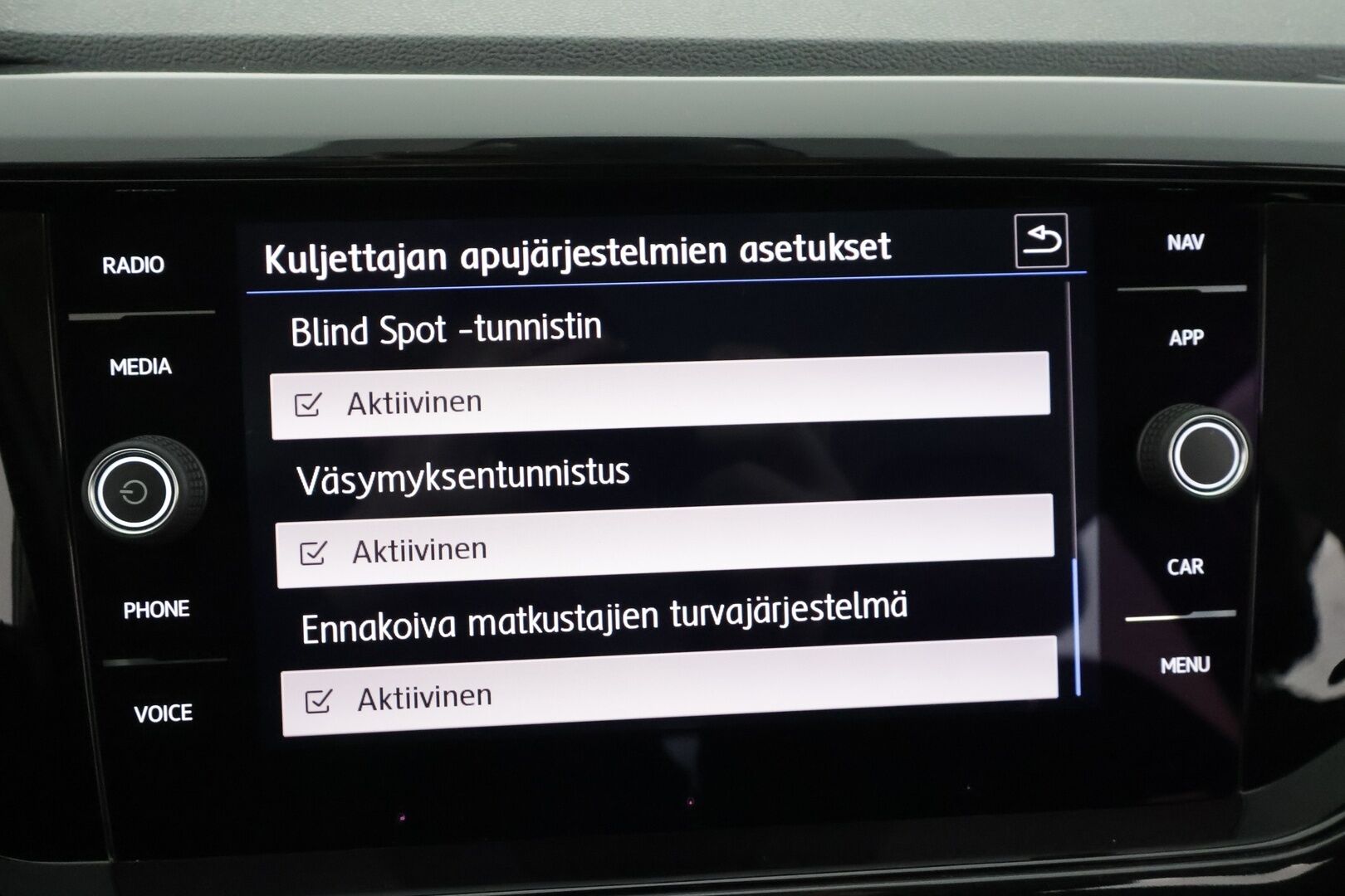 Volkswagen T-Cross 2019 Sport 1st Edition 1,0 TSI 85 kW (115 hv) DSG - |  ACC | LED | P.tutkat | Digimittaristo | Apple&Android | Suomi-auto | Kahdet Renkaat |