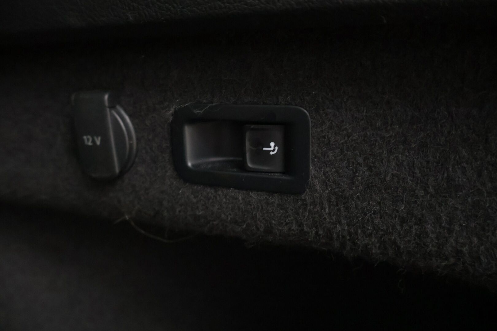 Volkswagen Passat 2016 Variant GTE Plug-In Hybrid 160 kW (218 hv) *ACC / P-Kamera / KeyLess / LED / Nahka-Alcantra / Sporttipenkit* - *Juuri katsastettu / 2x Renkaat*