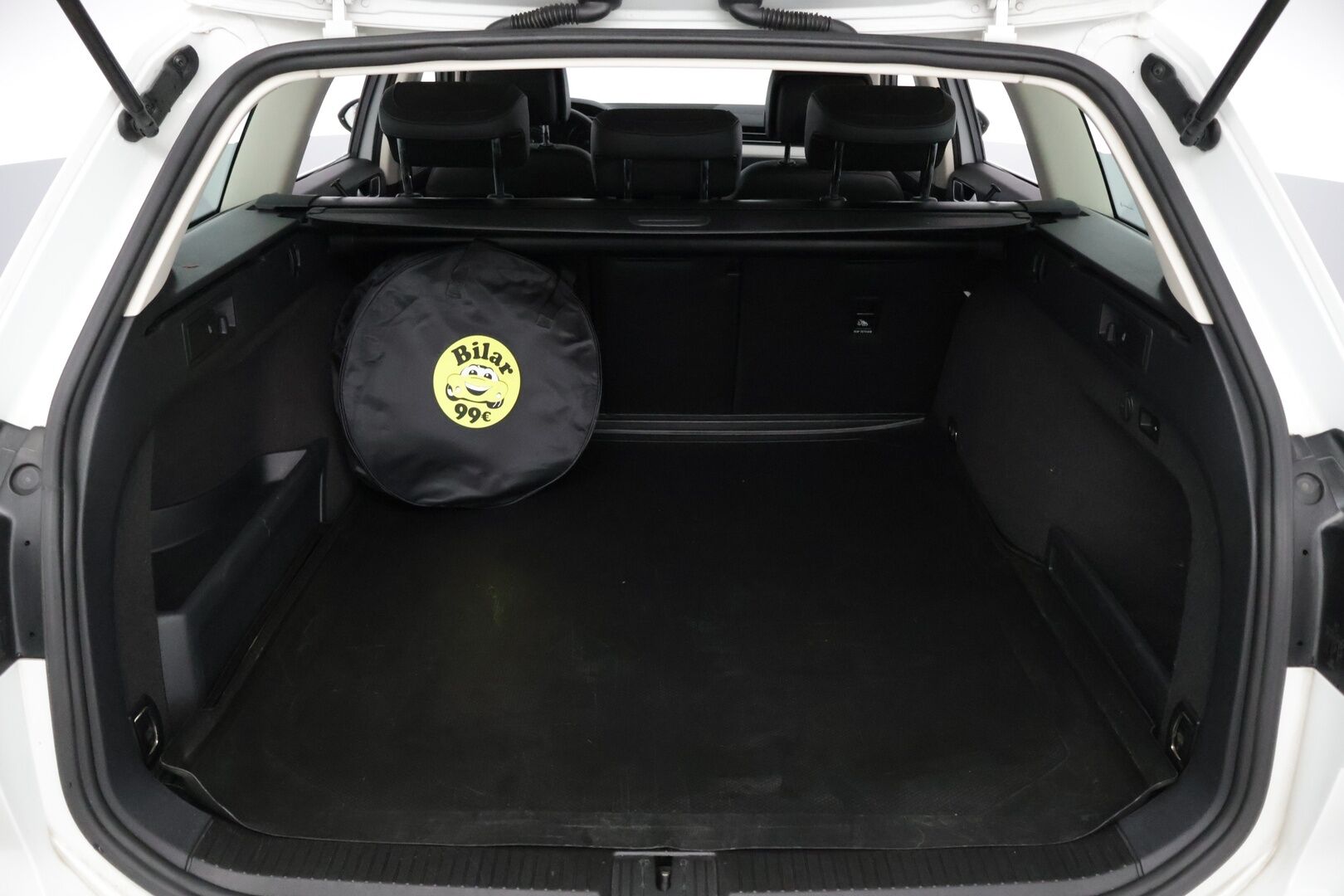 Volkswagen Passat 2016 Variant GTE Plug-In Hybrid 160 kW (218 hv) *ACC / P-Kamera / KeyLess / LED / Nahka-Alcantra / Sporttipenkit* - *Juuri katsastettu / 2x Renkaat*