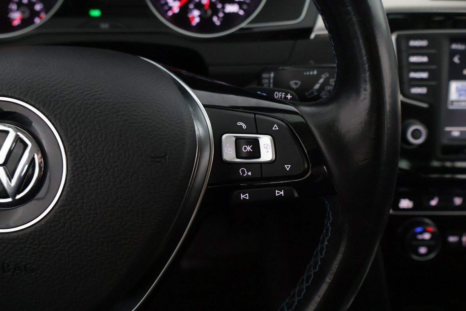 Volkswagen Passat 2016 Variant GTE Plug-In Hybrid 160 kW (218 hv) *ACC / P-Kamera / KeyLess / LED / Nahka-Alcantra / Sporttipenkit* - *Juuri katsastettu / 2x Renkaat*