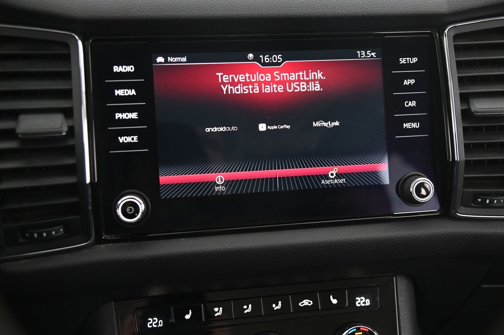 Skoda Kodiaq 2019 1,5 TSI ACT Ambition DSG Autom. - P-kamera / Webasto / Koukku / Suomi-Auto
