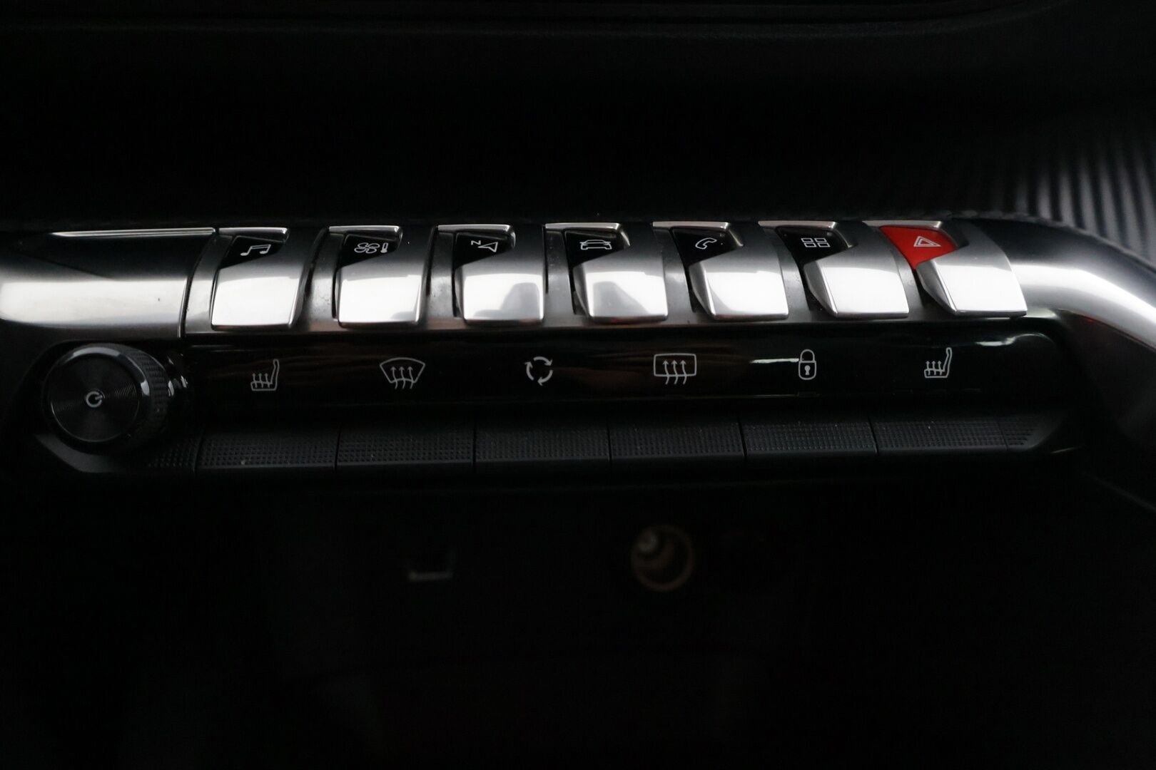 Peugeot 5008 2019 Active BlueHDi 130 EAT8-automaatti *Digimittaristo / Peruutuskamera / Tutkat / Lämmitettävä tuulilasi / Kaistavahti * - * Suomi-auto / 2x Renkaat ja vanteet * - HULLUT JOULUT KORKOTARJOUS 2,49% 