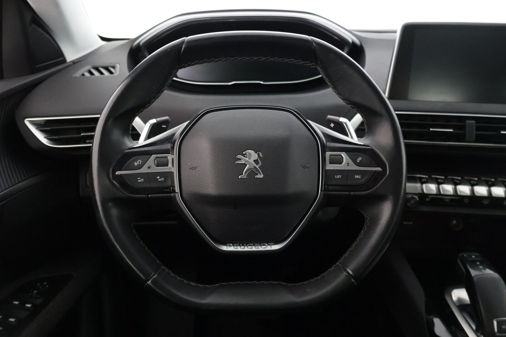 Peugeot 5008 2019 Active BlueHDi 130 EAT8-automaatti *Digimittaristo / Peruutuskamera / Tutkat / Lämmitettävä tuulilasi / Kaistavahti* - * Suomi-auto / Juuri Huollettu / 2x Renkaat ja vanteet *