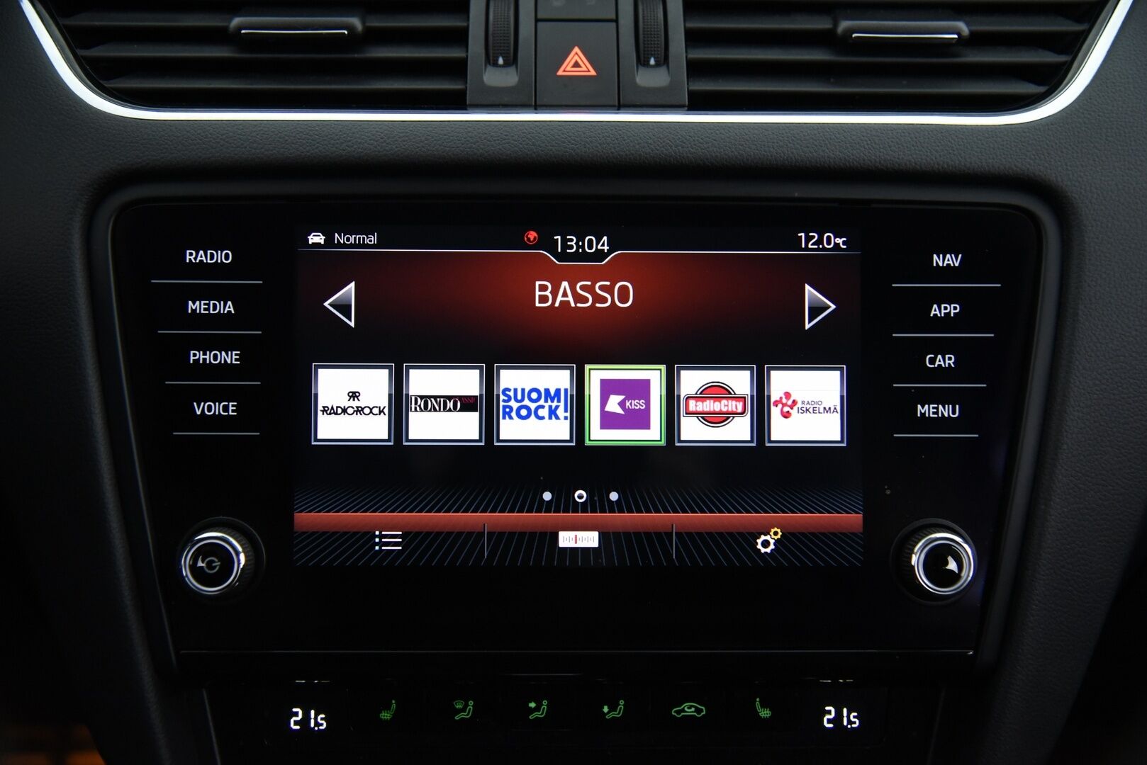 Skoda Octavia 2019 Combi 2,0 TDI 184 4x4 Scout DSG Autom. / ACC / Webasto / Koukku / P-kamera / Läm. tuulilasi - 2-om Suomi-auto / Jakohihna vaihdettu 2025! / 2x renkaat / 