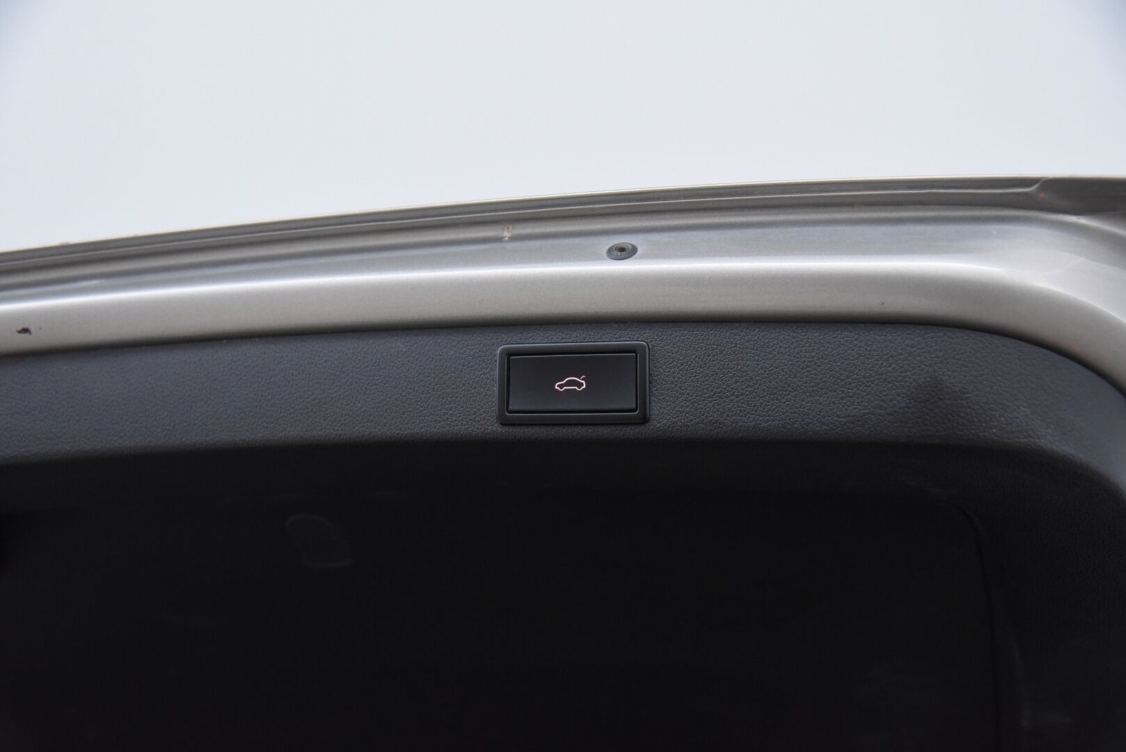 Skoda Octavia 2019 Combi 2,0 TDI 184 4x4 Scout DSG Autom. / ACC / Webasto / Koukku / P-kamera / Läm. tuulilasi - 2-om Suomi-auto / Jakohihna vaihdettu 2025! / 2x renkaat / 