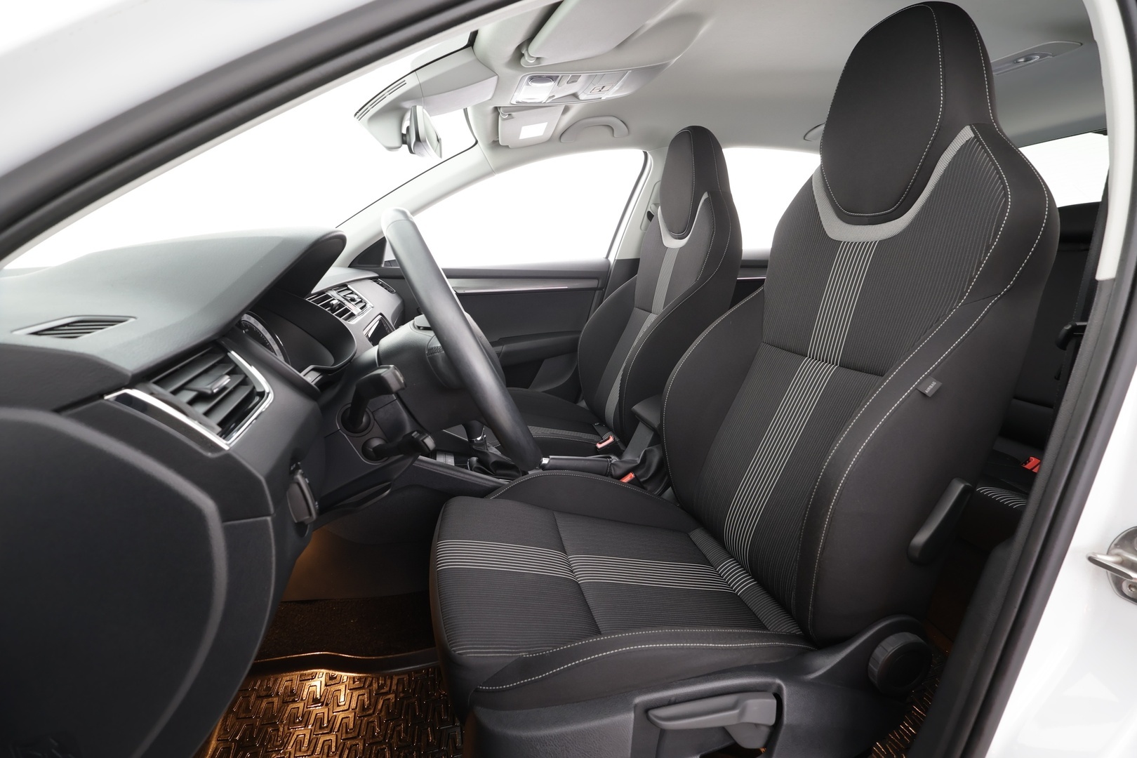 Skoda Octavia 2019 1,0 TSI Style BusinessLine DSG Autom. * ACC / Webasto / LED / P.Tutkat / Smartlink / Keyless * - 1.Om Suomi-auto / Merkkihuollettu / Kahdet renkaat