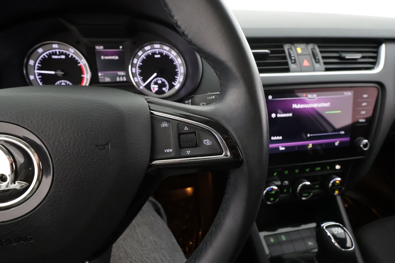 Skoda Octavia 2019 1,0 TSI Style BusinessLine DSG Autom. * ACC / Webasto / LED / P.Tutkat / Smartlink / Keyless * - 1.Om Suomi-auto / Merkkihuollettu / Kahdet renkaat