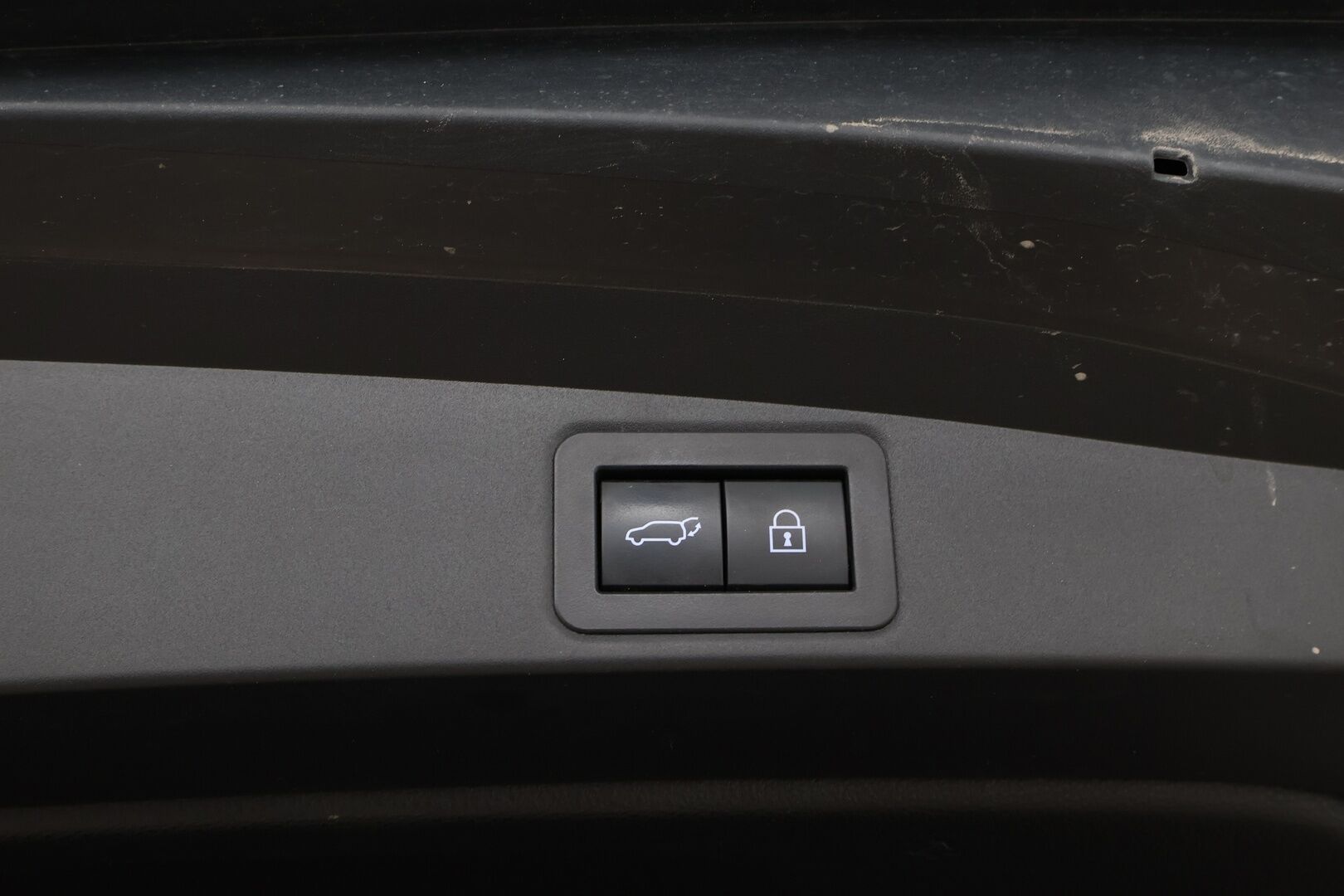 Toyota Corolla 2019 Touring Sports 2,0 Hybrid Style * Suomiauto / Adapt.Vakkari / Nahkasisusta / Peruutuskamera / Lohko & Sisäpistoke - Merkkihuollettu / Näyttävä yksilö / Juuri tullut Tampereelle!