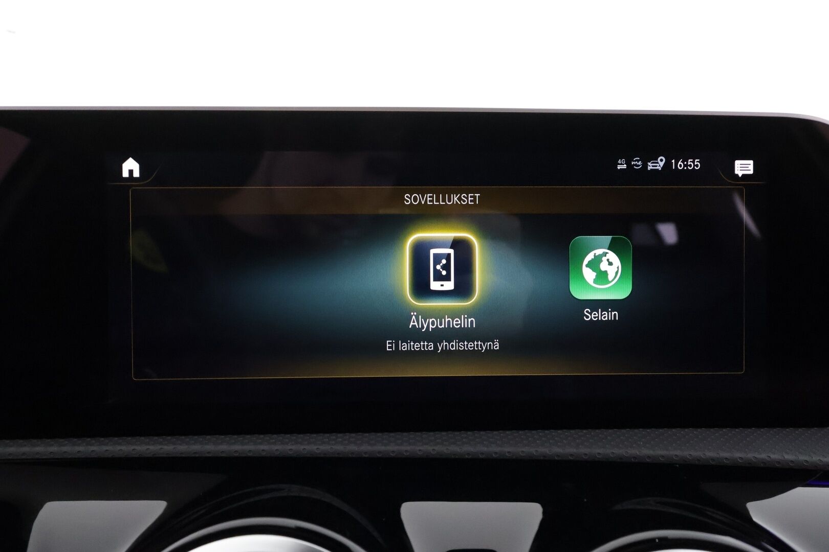 Mercedes-Benz A 2019 180 A Business AMG - | Distronic Pro | Lisälämmitin | Muistipenkit | Burmester | Widescreen | Lasikattoluukku | Puolinahat Sporttipenkit | Apple&Android | 1.Om Suomi-auto | Kahdet Renkaat |