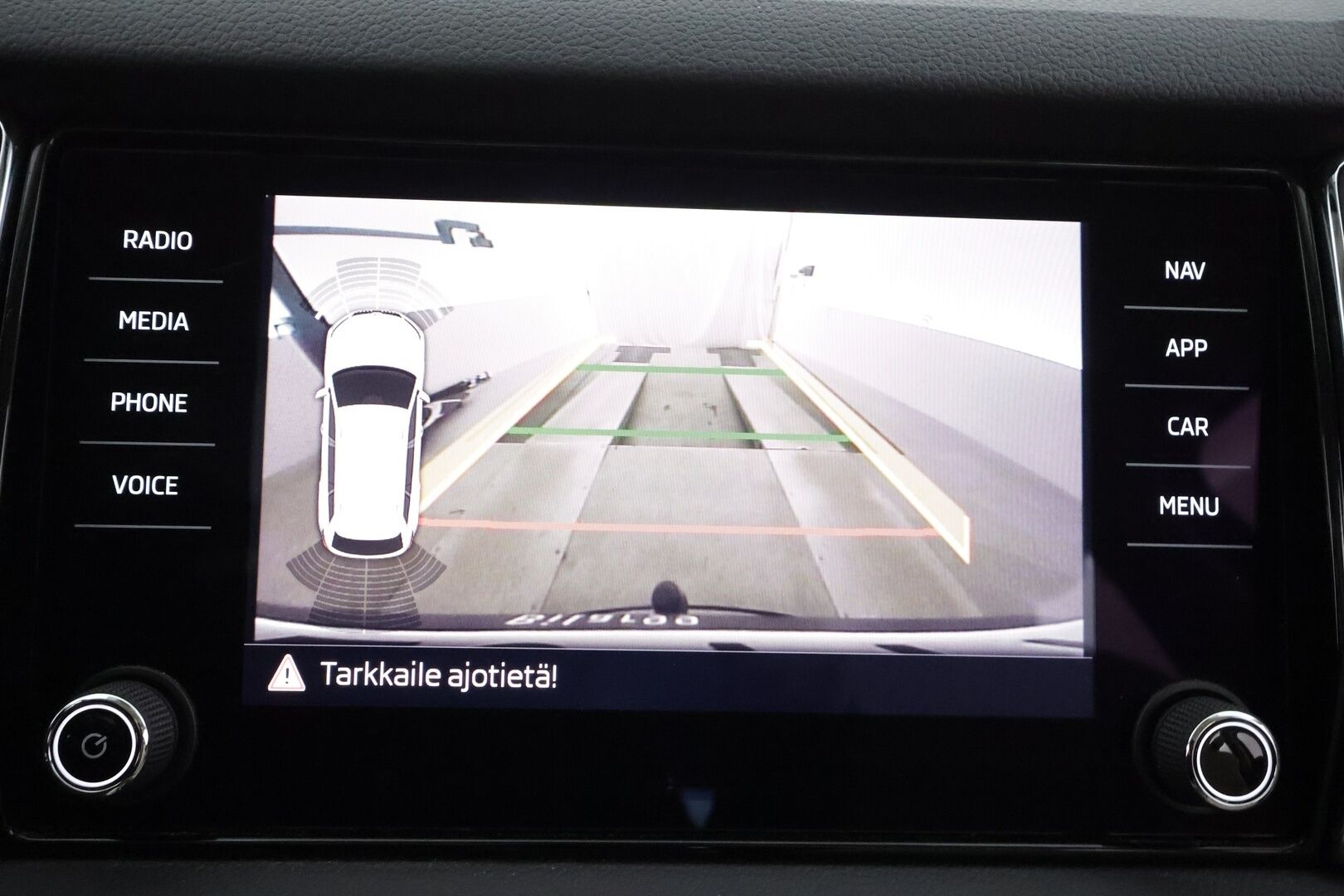 Skoda Kodiaq 2019 2,0 TSI 4x4 Style DSG Autom. - | ACC | Webasto | Koukku | Canton | Muistipenkit | P.kamera | LED | Puolinahat | Ratinlämmitys | Apple&Android | Suom-auto | Kahdet Renkaat | Merkkihuollettu |