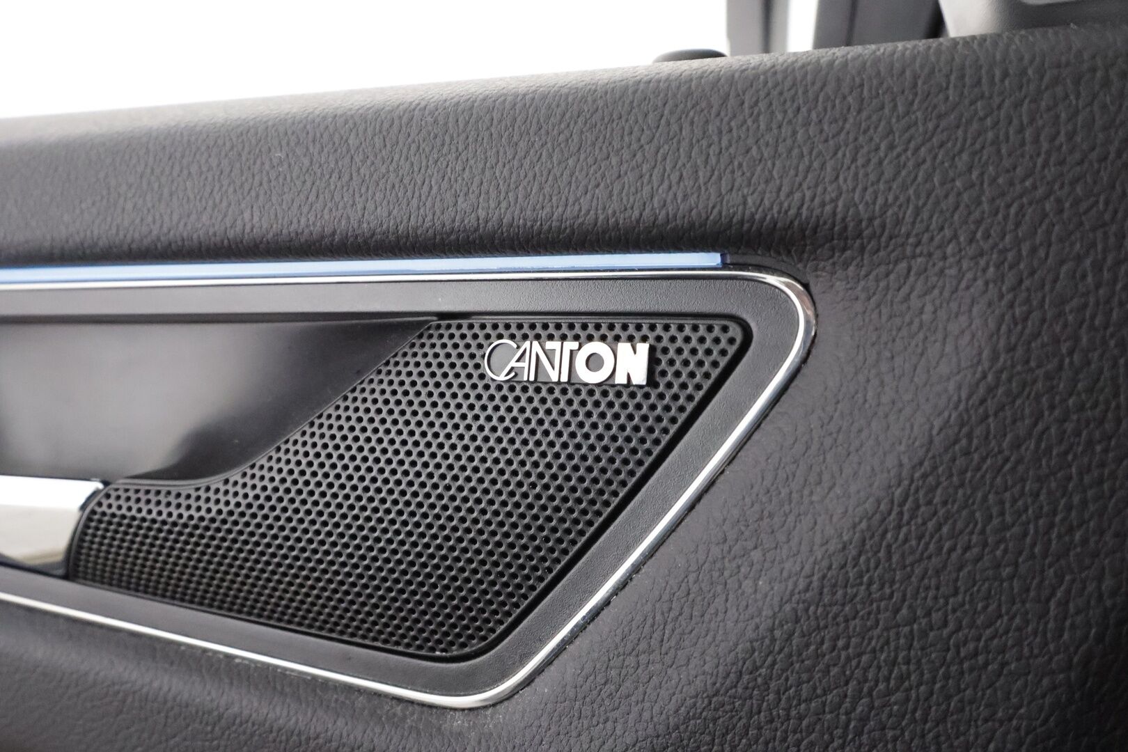 Skoda Kodiaq 2019 2,0 TSI 4x4 Style DSG Autom. - | ACC | Webasto | Koukku | Canton | Muistipenkit | P.kamera | LED | Puolinahat | Ratinlämmitys | Apple&Android | Suom-auto | Kahdet Renkaat | Merkkihuollettu |