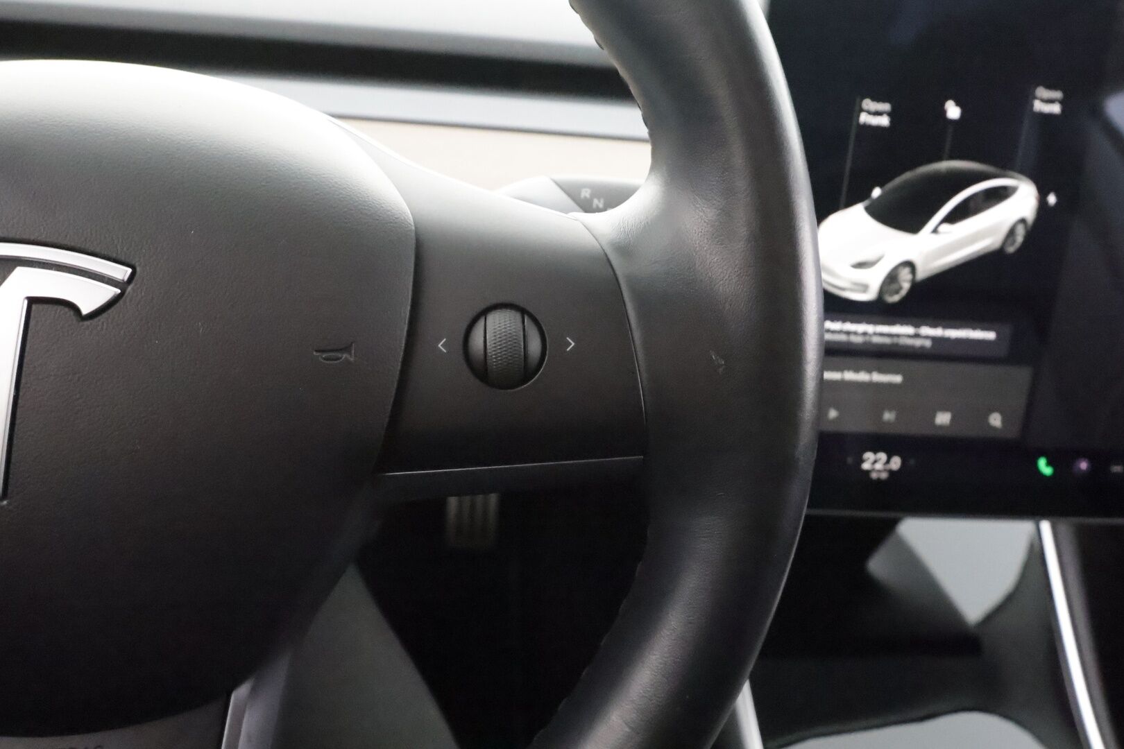 Tesla Model 3 2019 Performance Dual Motor AWD * ACC / Lasikatto / Premium Audio / P.Kamera / Muistipenkki / Kaistavahti * - LED / 1-om Suomi-auto / Kahdet renkaat aluvanteilla - HULLUT AVAJAISHULINAT KORKOTARJOUS 3,29 %