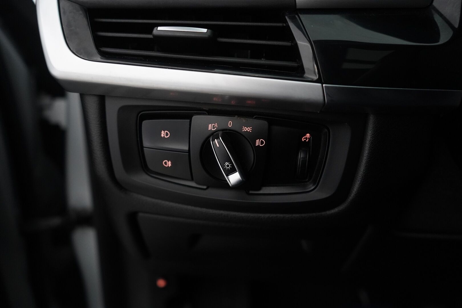 BMW X5 2017 xDrive 40e iPerformance F15 *YritysOutlet - Myydään vain yrityksille* - ACC / Ilmastoidut penkit / Lasikatto / Harman Kardon / Kahdet renkaat