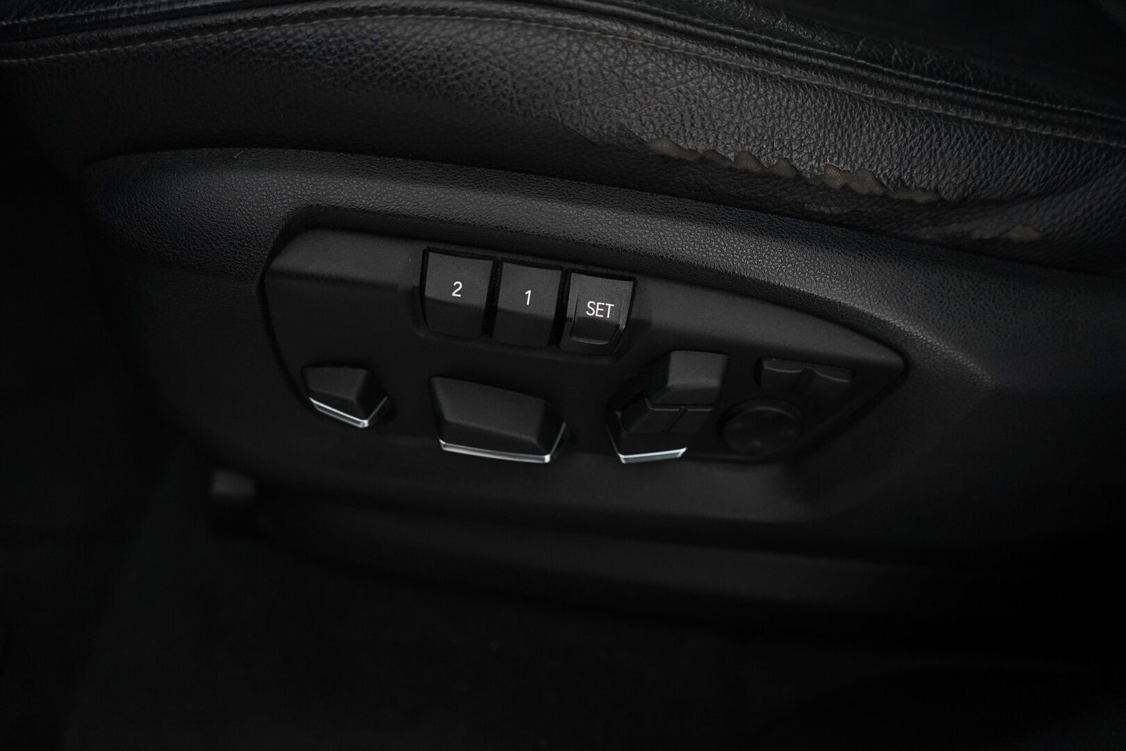 BMW X5 2017 xDrive 40e iPerformance F15 *YritysOutlet - Myydään vain yrityksille* - ACC / Ilmastoidut penkit / Lasikatto / Harman Kardon / Kahdet renkaat