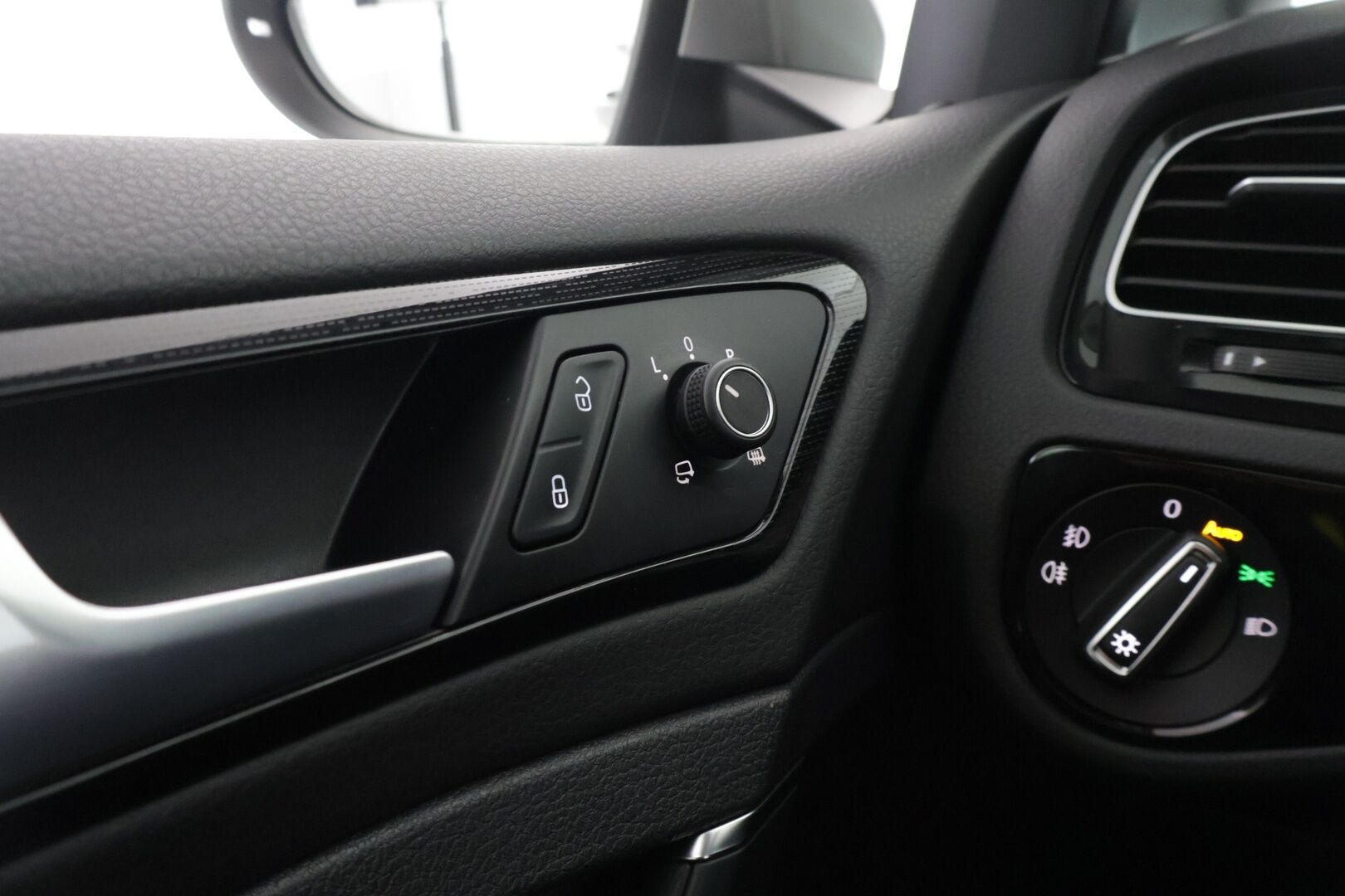 Volkswagen Golf 2019 Variant Highline 1,0 TSI 85 kW (115 hv) DSG-automaatti *Adapt. vakkari / Webasto / Navi / P. Kamera / Kessy* - *Suomi-auto / 2x renkaat alkuperäisillä vanteilla / Jakohihna vaihdettu 2025*
