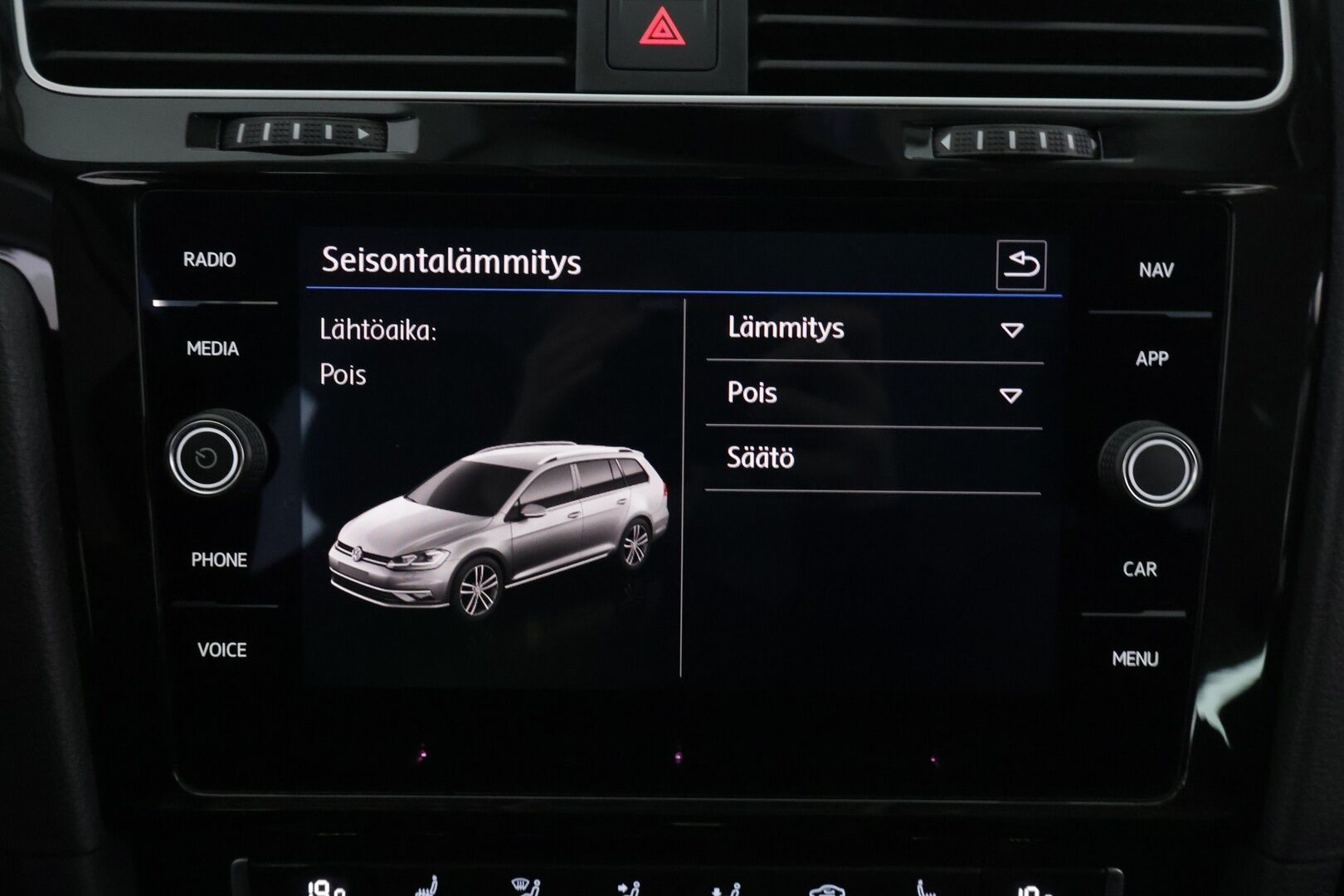 Volkswagen Golf 2019 Variant Highline 1,0 TSI 85 kW (115 hv) DSG-automaatti *Adapt. vakkari / Webasto / Navi / P. Kamera / Kessy* - *Suomi-auto / 2x renkaat alkuperäisillä vanteilla / Jakohihna vaihdettu 2025*