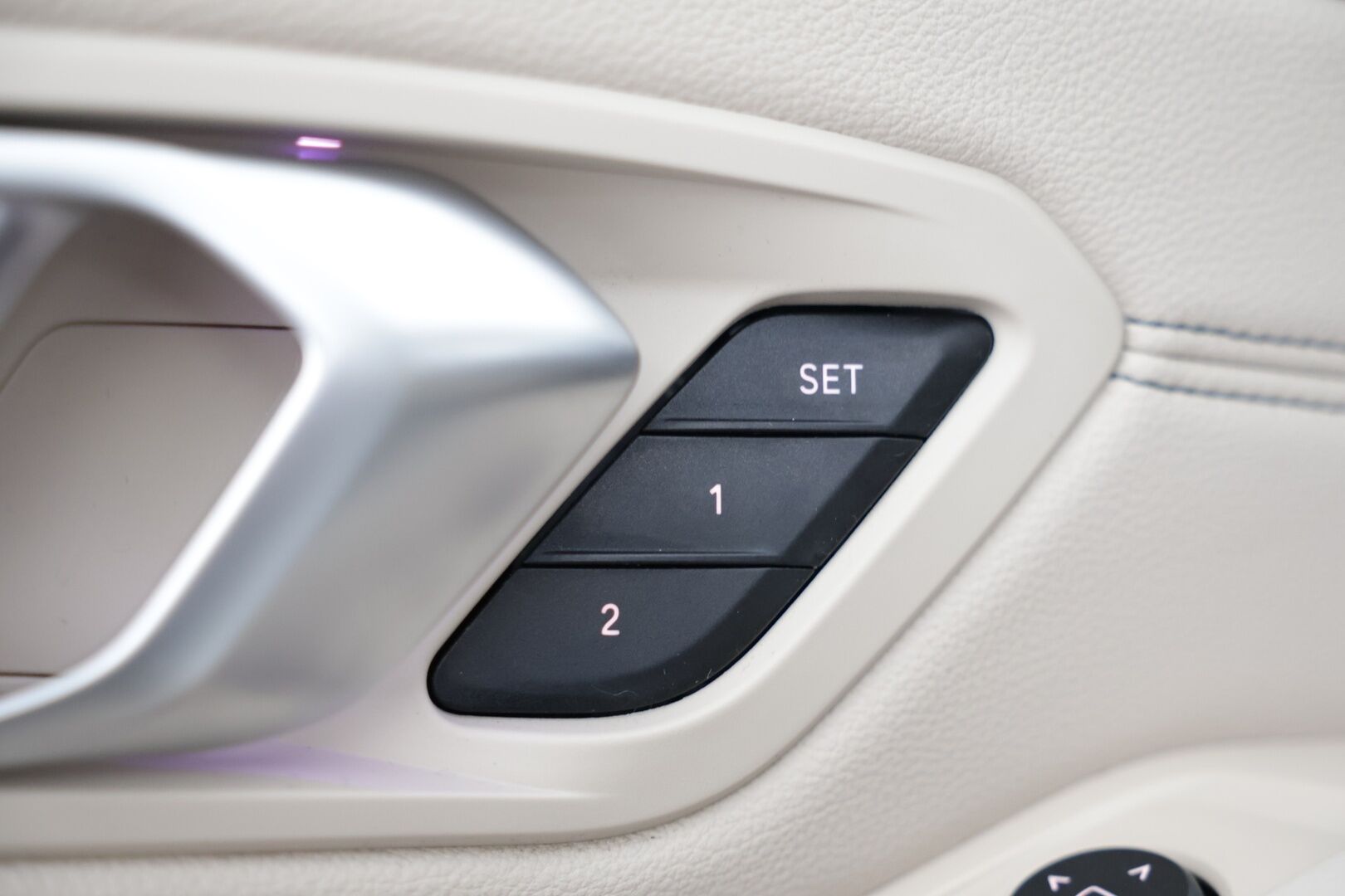 BMW 330 2019 G20 Sedan 330i A Launch Edition M Sport / Webasto / Harman/Kardon / HUD / 360 peruutuskamera / Laser / Muistipenkki kuljettalla / Nahkasport-istuimet / Lasikattoluukku / - Älyavain / Comfort Access /