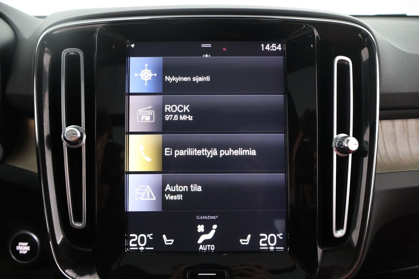 Volvo XC40 2019 D4 AWD Inscription aut - ACC | H/K | Muistipenkki | Panorama | BLIS | P-kamera | Webasto | Mukautuvat LED ajovalot | Apple & Android 