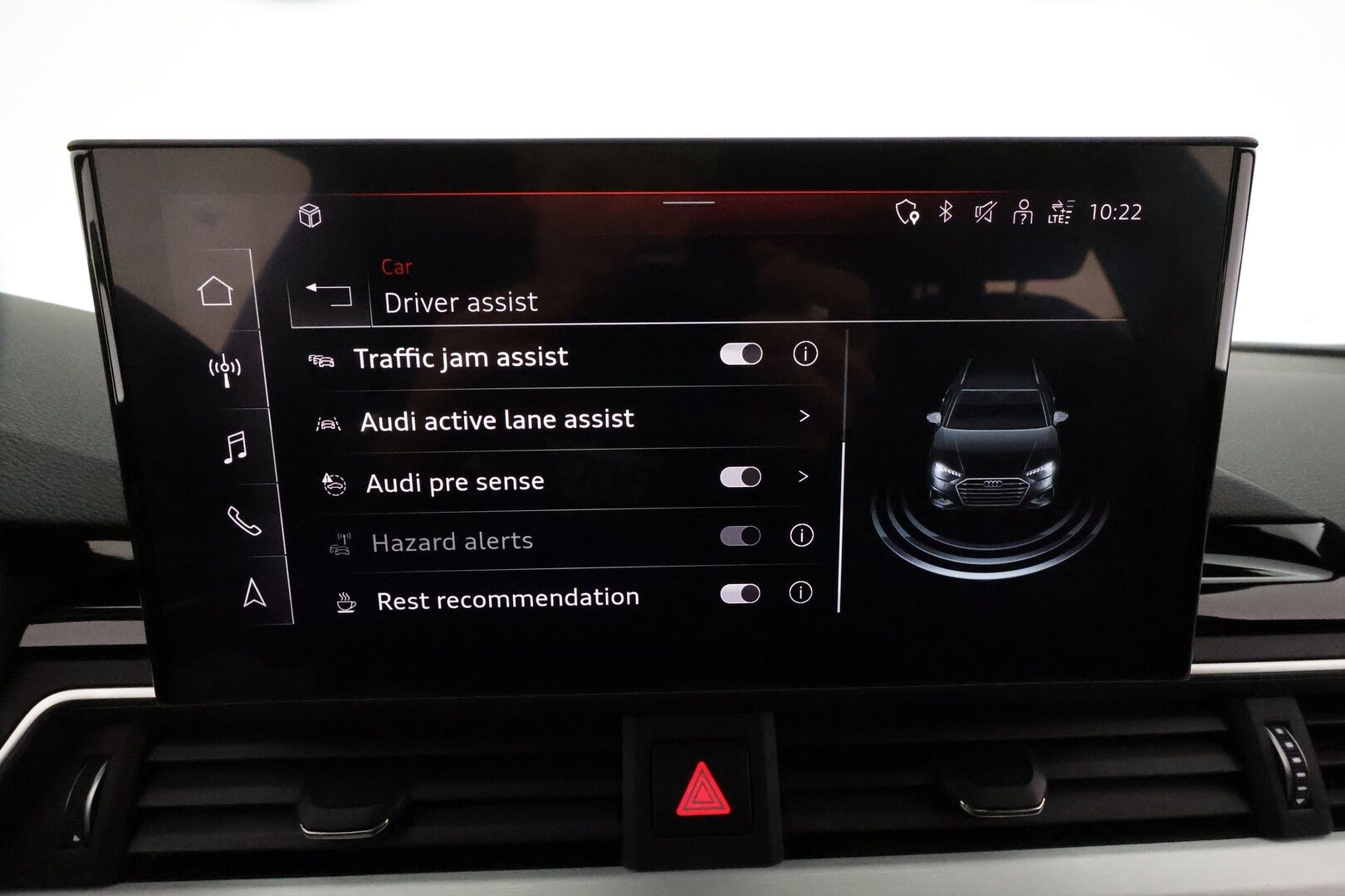 Audi A4 2021 Avant Business S line 40 TFSI 150 kW MHEV *ACC / P.kamera / Matrix LED / Koukku / Webasto / Digimittaristo* - 1.Om Suomi-auto / Kahdet renkaat aluvanteilla / Merkkihuollettu