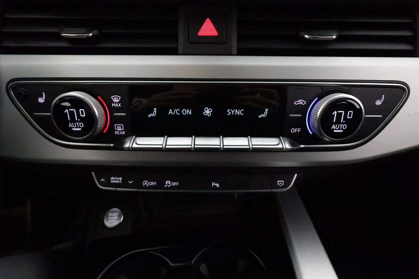 Audi A4 2021 Avant Business S line 40 TFSI 150 kW MHEV *ACC / P.kamera / Matrix LED / Koukku / Webasto / Digimittaristo* - 1.Om Suomi-auto / Kahdet renkaat aluvanteilla / Merkkihuollettu