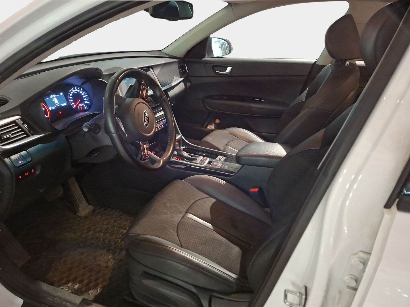 Kia Optima 2019 1,6 CRDi Active *Navi / P.Kamera / Ratinlämmitin / Kaistavahti / Android Auto & CarPlay* - Vähän ajettu Suomi-auto kaksilla hyvillä renkailla ja säntillisesti huollettu! - HULLUT AVAJAISHULINAT KORKOTARJOUS 3,29 %