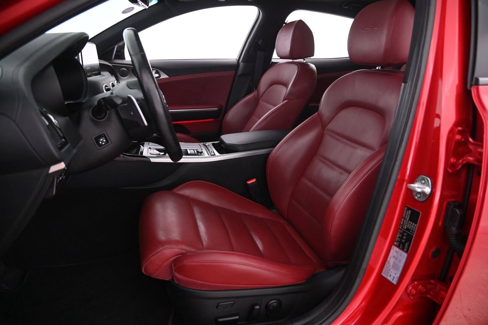 Kia Stinger 2019 3,3 T-GDI AWD GT A/T - 1-omist Suomi-Auto | Merkkihuollot | ACC | BLISS | HUD | Harman&Kardon | KeyLess | Kattoikkuna | 360 | Punainen nahkasisusta | Muistipenkki | Ilmastoidut etuistuimet | 2x renkaat&alumiinivantein