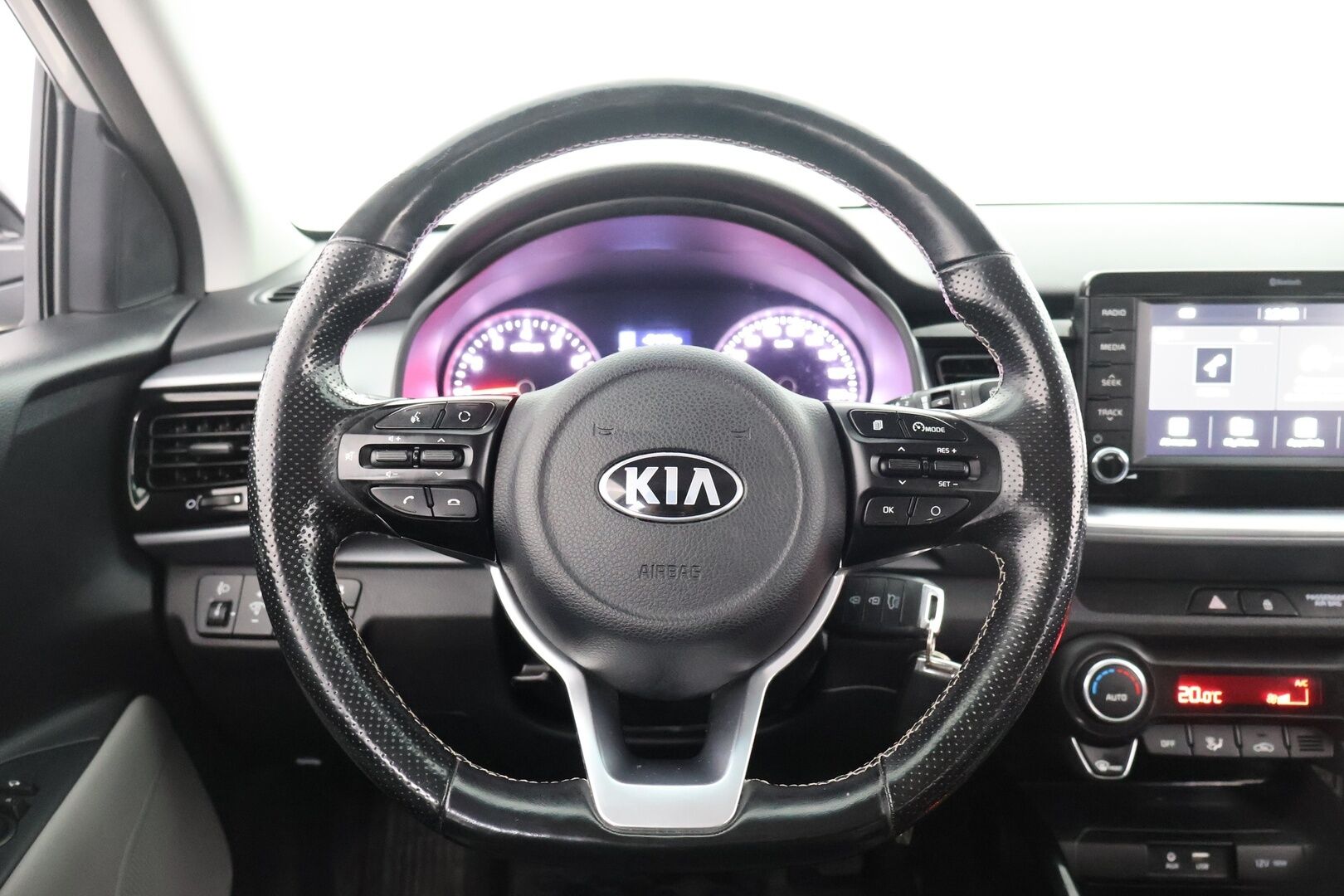Kia Stonic 2019 1,0 T-GDI ISG 120hv EX Design DCT - Vakkari | Lohkolämmitin | Peruutuskamera | Lämpöratti | App-Connect