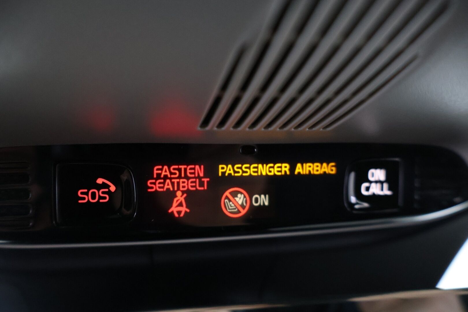 Volvo V60 2020 D3 Momentum aut - Suomi-auto | ACC | P-kamera | Webasto | SENSUS | Keylessgo | Kahdet renkaat aluvanteilla | Sähkötoiminen takaluukku | Liikennemerkki tunnistus | AppleCarPlay | Androidauto | 
