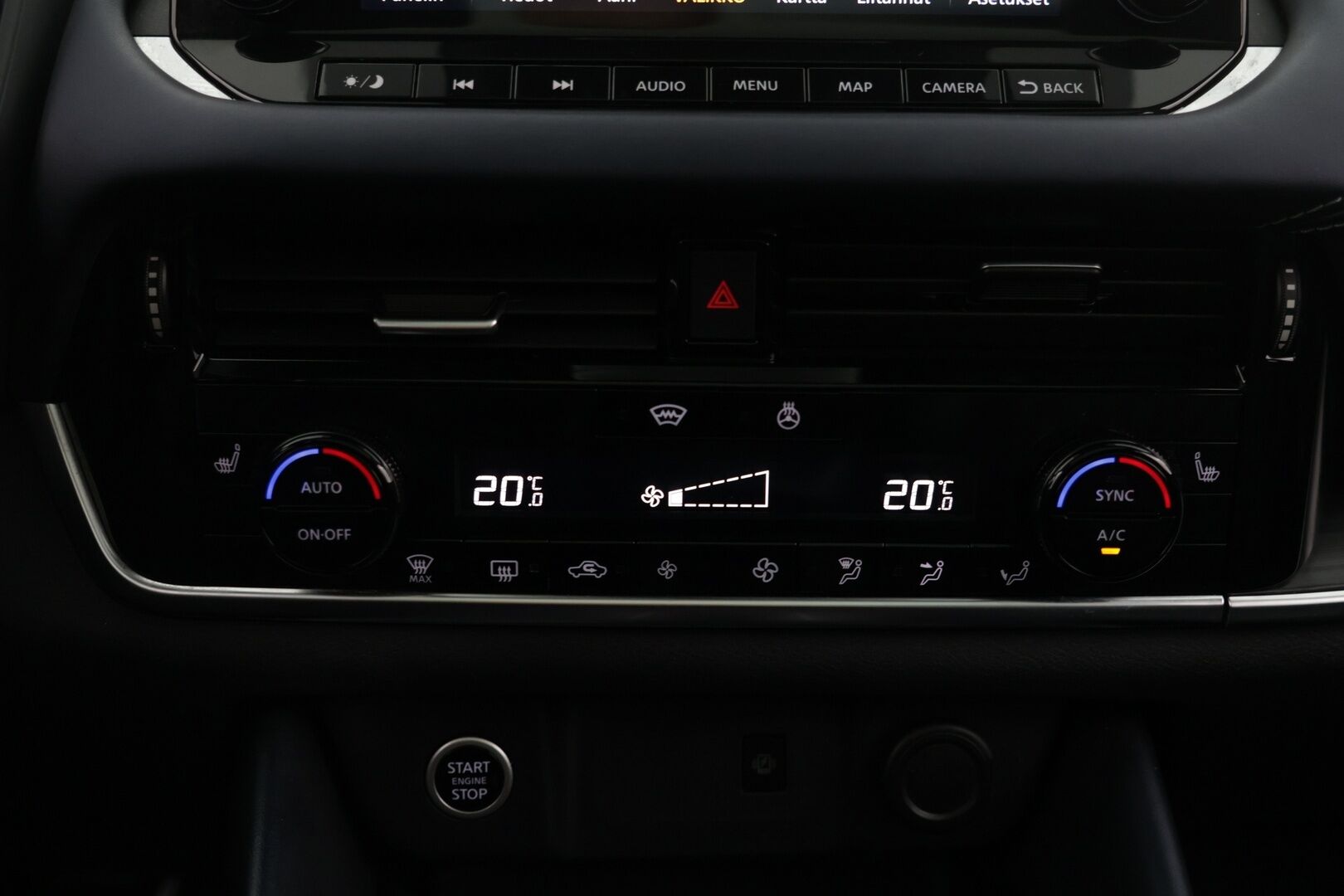 Nissan Qashqai 2022 MHEV 158 Xtronic 2WD Tekna+ - ACC / HUD / BLIS / Navi / BOSE / 360 / Adapt. LED / Panoraama / Ilmastoidut ja hierovat etuistuimet muistilla