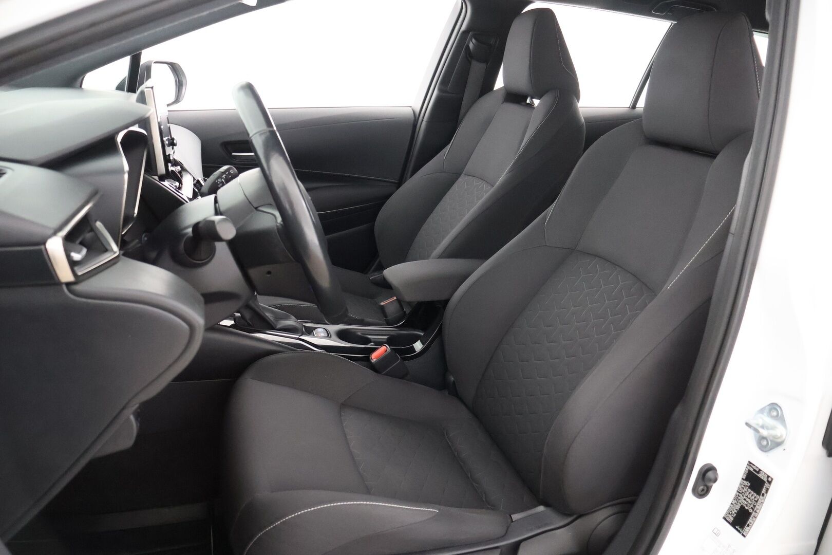 Toyota Corolla 2022 Touring Sports 1,8 Hybrid Active / ACC / LED / Navi / Keyless / 2x Renkaat / Huollettu 01/26/ Suomi-auto - Huoltokirja & Lämpöratti & Kaistavahti!