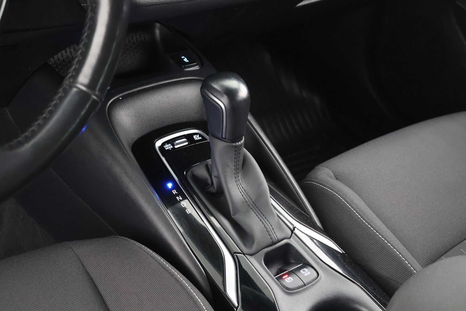 Toyota Corolla 2022 Touring Sports 1,8 Hybrid Active / ACC / LED / Navi / Keyless / 2x Renkaat / Huollettu 01/26/ Suomi-auto - Huoltokirja & Lämpöratti & Kaistavahti!