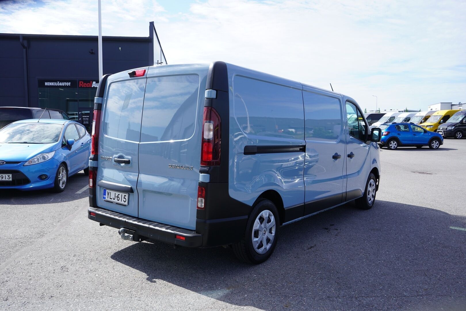 Renault Trafic 2022 Blue dCi 130 L2H1 6,7m3 Nordic Edition *Eber / Kamera / Navi / Vetokoukku / Vakkari* - Suomi-auto / Kahdet renkaat / Myydään juuri huollettuna