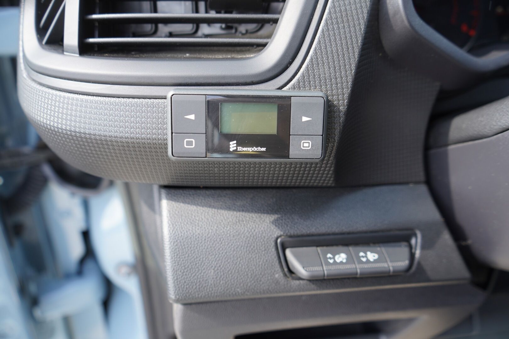 Renault Trafic 2022 Blue dCi 130 L2H1 6,7m3 Nordic Edition *Eber / Kamera / Navi / Vetokoukku / Vakkari* - Suomi-auto / Kahdet renkaat / Myydään juuri huollettuna