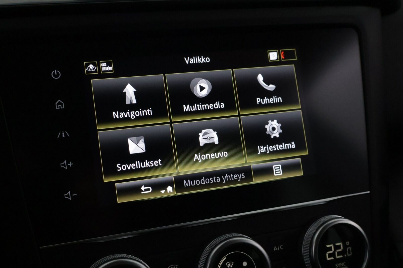 Renault Kadjar 2021 TCe 140 Zen -  Navi | P.kamera | P.tutkat E&T | Hätäjarrutusavustin | Vakkari | Penkinlämmittimet | 140 hv TCe |