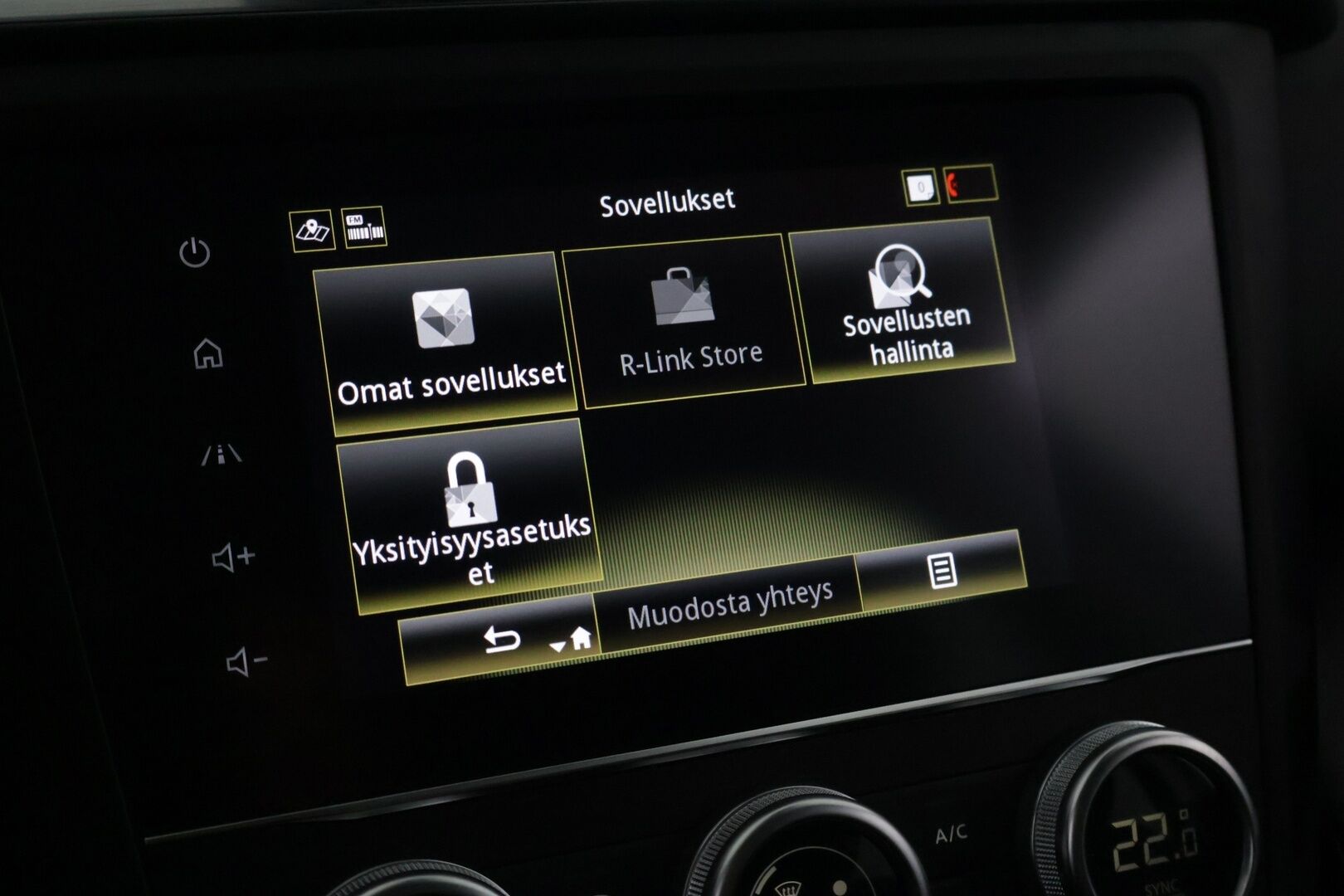 Renault Kadjar 2021 TCe 140 Zen -  Navi | P.kamera | P.tutkat E&T | Hätäjarrutusavustin | Vakkari | Penkinlämmittimet | 140 hv TCe |