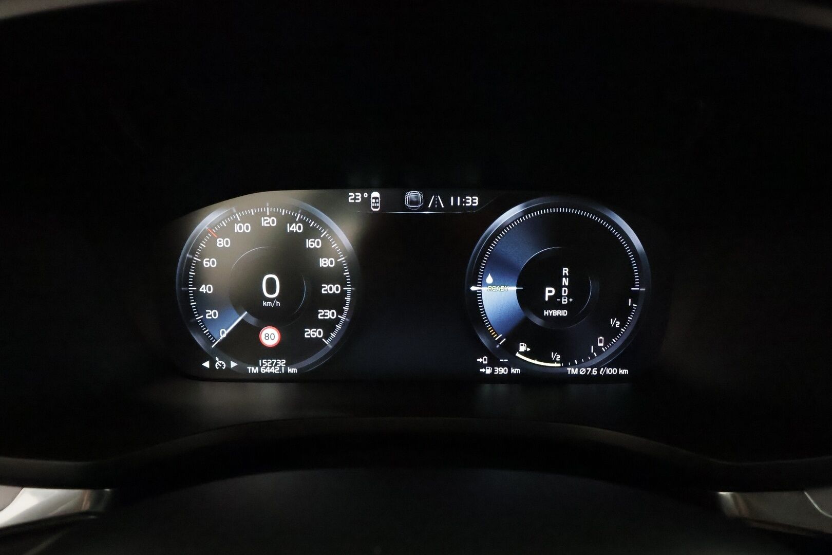 Volvo V60 2022 T6 AWD Long Range Inscription Expression **Vakkari / Keyless / P.tutka - 1 om Suomi auto / Kahdet renkaat aluvanteilla