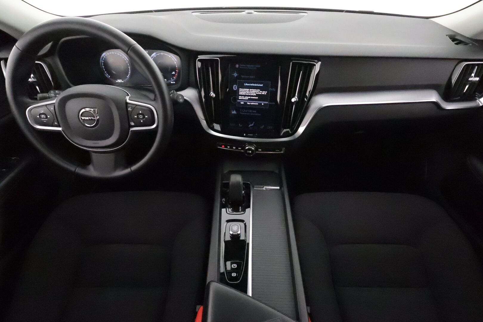 Volvo V60 2022 B3 MHEV Business Edition DCT aut **Webasto / Koukku / Adapt.vakkari / P.kamera / KeylessGo**