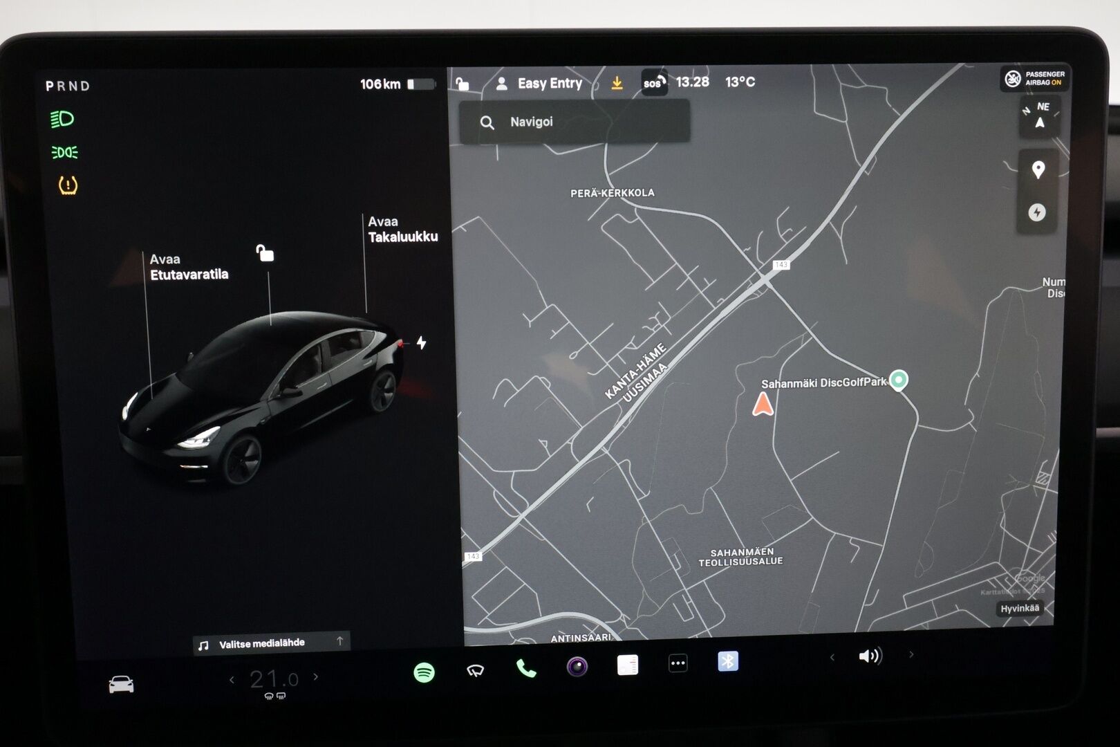 Tesla Model 3 2021 Standard Range Plus *EAP / Matrix LED / Lämpöpumppu / Lasikatto / Premium Audio / P.kamera* - Suomi-auto / Smart Summon / 2x vanteet