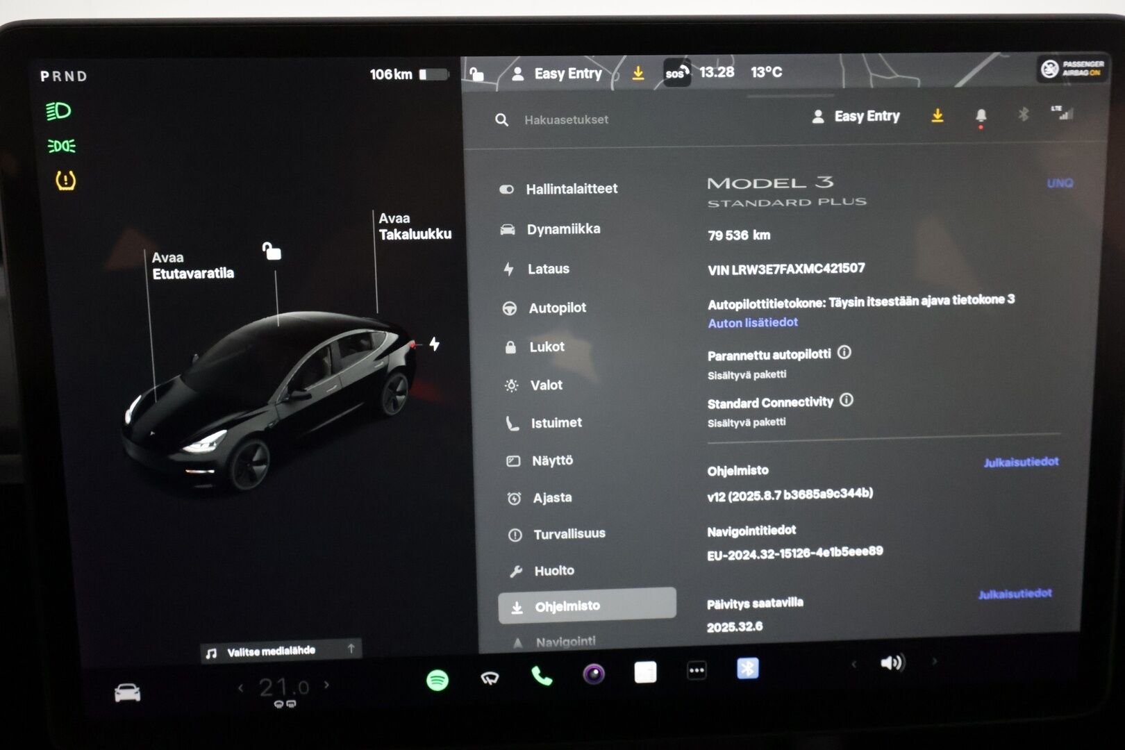 Tesla Model 3 2021 Standard Range Plus *EAP / Matrix LED / Lämpöpumppu / Lasikatto / Premium Audio / P.kamera* - Suomi-auto / Smart Summon / 2x vanteet