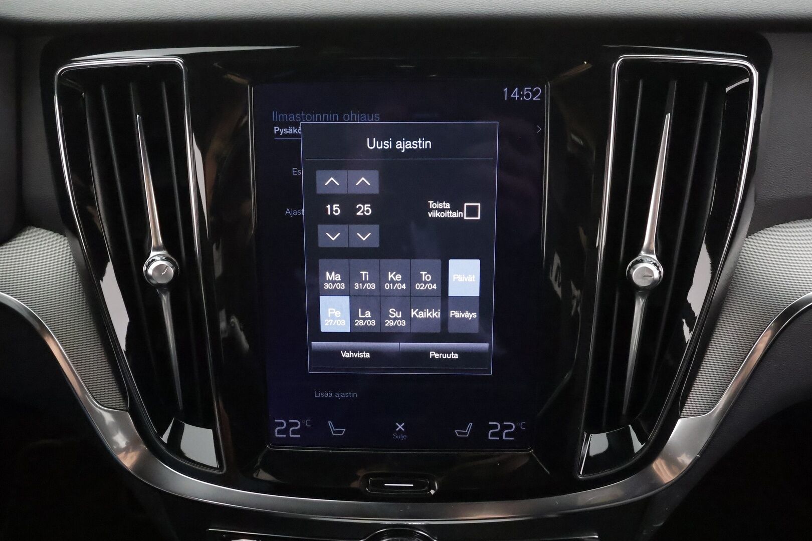 Volvo V60 2022 B4 MHEV Business R-Design Edition DCT aut * Webasto / Koukku / ACC / Full-LED / P.Kamera / Muistipenkki / Navi / Keyless * - 1-om Suomi-auto / Kahdet renkaat aluvanteilla / Merkkihuollot