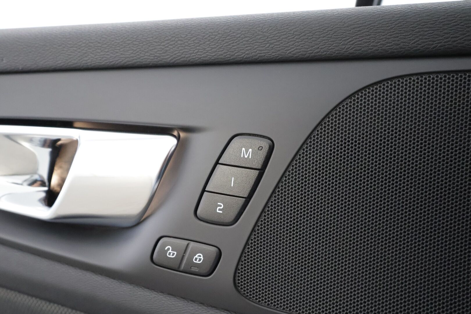 Volvo V60 2022 B4 MHEV Business R-Design Edition DCT aut * Webasto / Koukku / ACC / Full-LED / P.Kamera / Muistipenkki / Navi / Keyless * - 1-om Suomi-auto / Kahdet renkaat aluvanteilla / Merkkihuollot