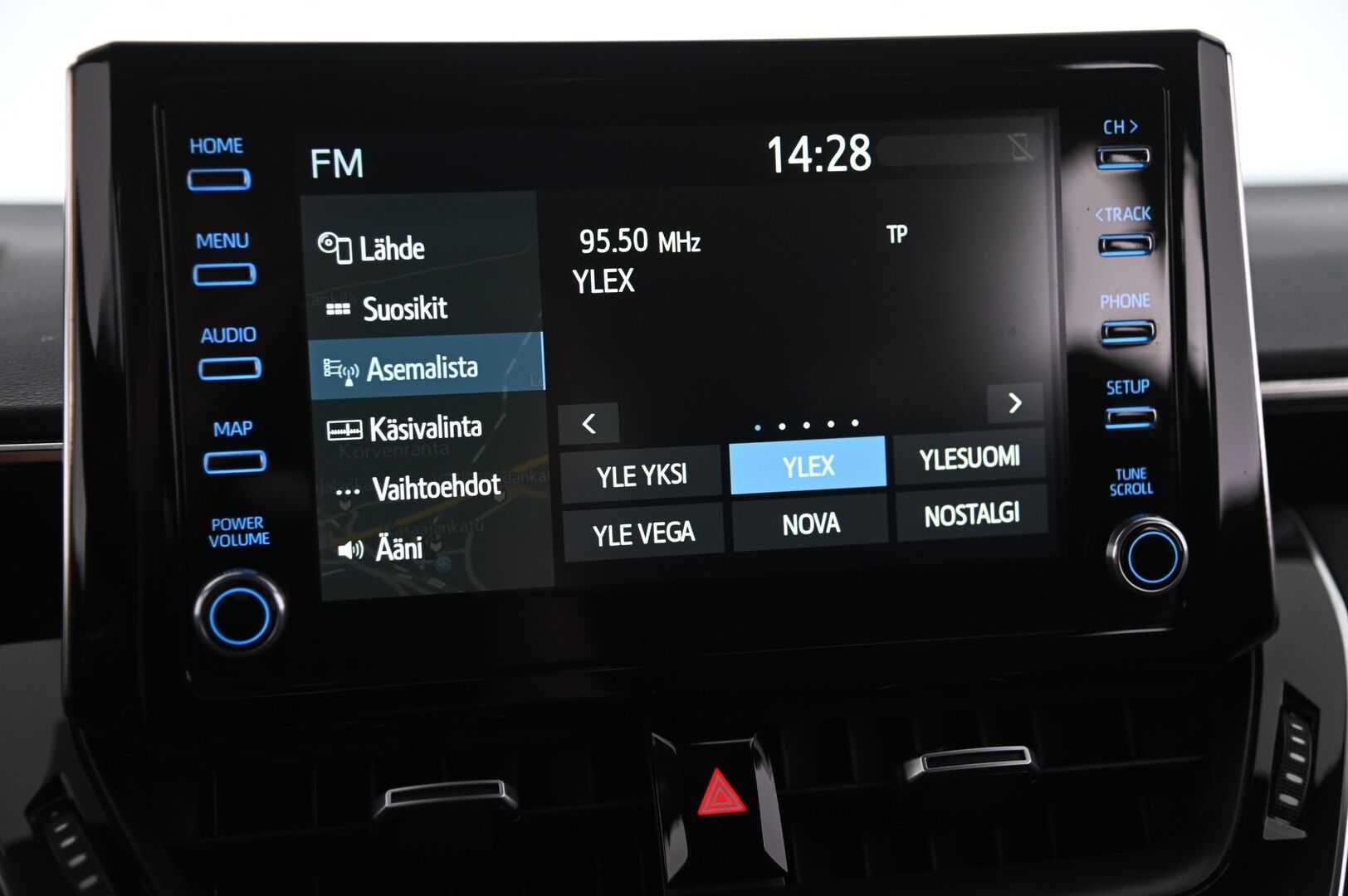 Toyota Corolla 2022 Touring Sports 1,8 Hybrid Active Edition - ACC | P-kamera | Navi | Lämmitettävä ohjauspyörä | 2x renkaat&vanteet | Merkkihuollettu | Suomi-auto