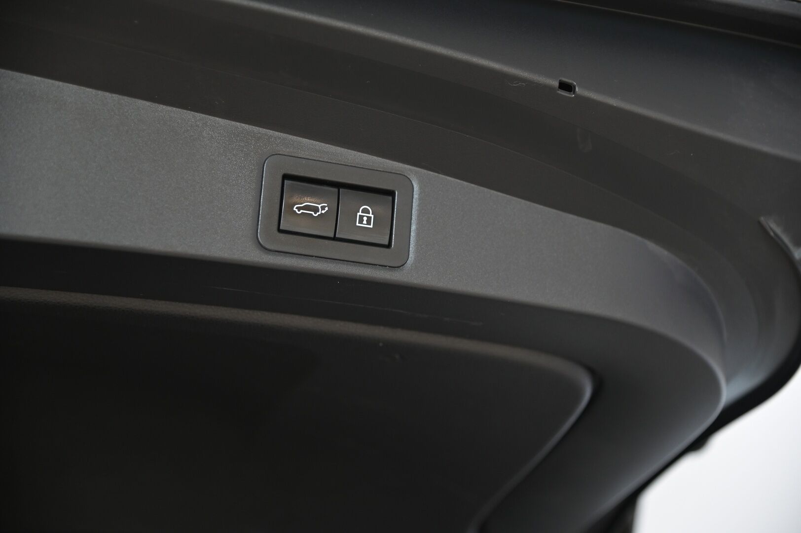 Toyota Corolla 2022 Touring Sports 1,8 Hybrid Active Edition - ACC | P-kamera | Navi | Lämmitettävä ohjauspyörä | 2x renkaat&vanteet | Merkkihuollettu | Suomi-auto