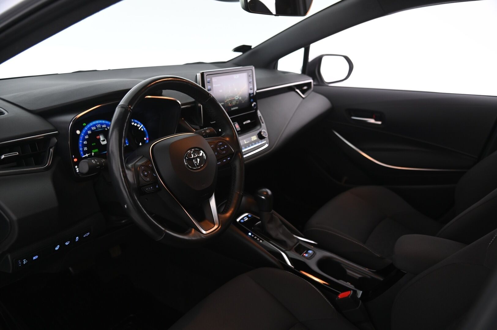 Toyota Corolla 2022 Touring Sports 1,8 Hybrid Active Edition - ACC | P-kamera | Navi | Lämmitettävä ohjauspyörä | 2x renkaat&vanteet | Merkkihuollettu | Suomi-auto
