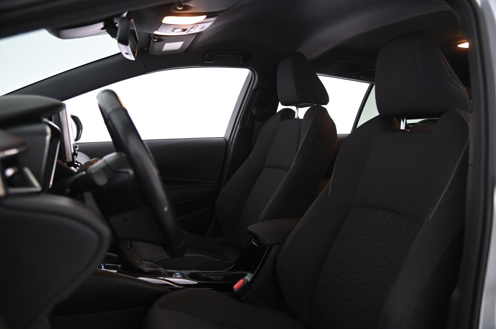 Toyota Corolla 2022 Touring Sports 1,8 Hybrid Active Edition - ACC | P-kamera | Navi | Lämmitettävä ohjauspyörä | 2x renkaat&vanteet | Merkkihuollettu | Suomi-auto