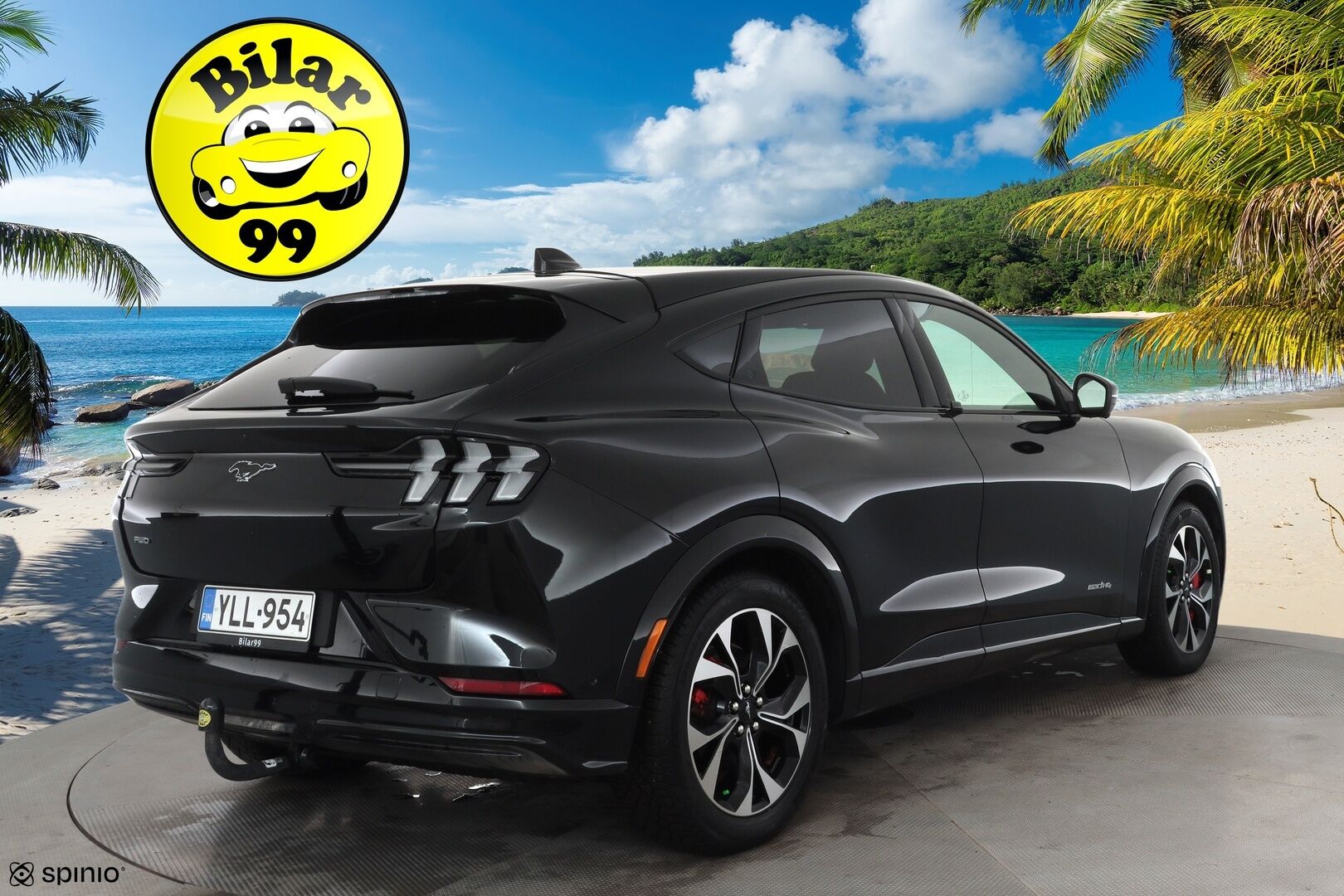 Ford Mustang Mach-E 2022 269hv A1 AWD * ACC / B&O / Lasikatto / Muistipenkki / 360 / LED / Koukku / Keyless * - 1-om Suomi-auto / Akku kuntotarkastettu / Kahdet renkaat aluvanteilla / Merkkihuollot