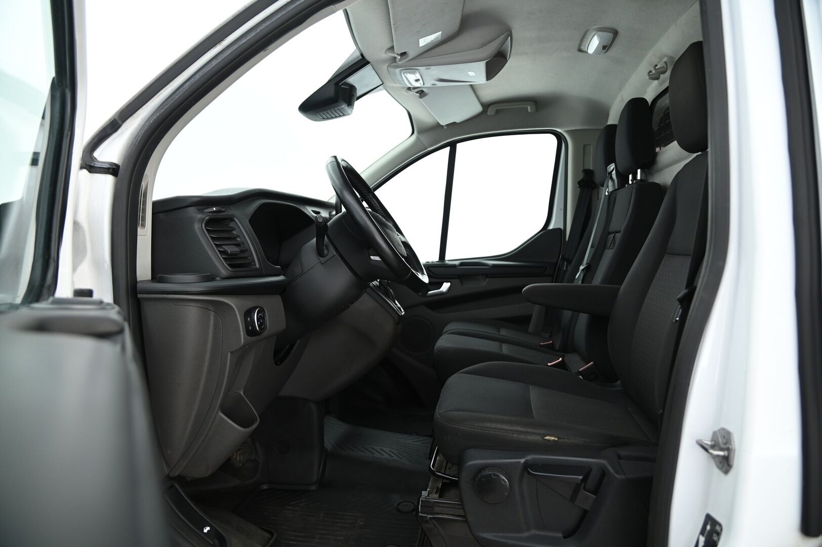Ford Transit Custom 2022 340 2,0TDCI 170 hv *ALV / Webasto / Läpilastattava / Koukku / LED / P. kamera*