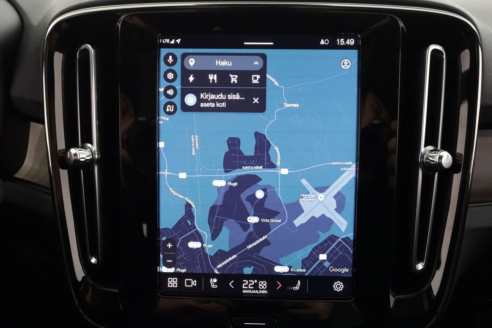 Volvo C40 2022 Recharge Twin Business Launch Edition aut * ILP / Koukku / ACC / Lasikatto / Pixel-LED / 360 / H&K * - Sportpenkki Muistilla / 1-om Suomi-auto / Kahdet renkaat aluvanteilla / Merkkihuollot